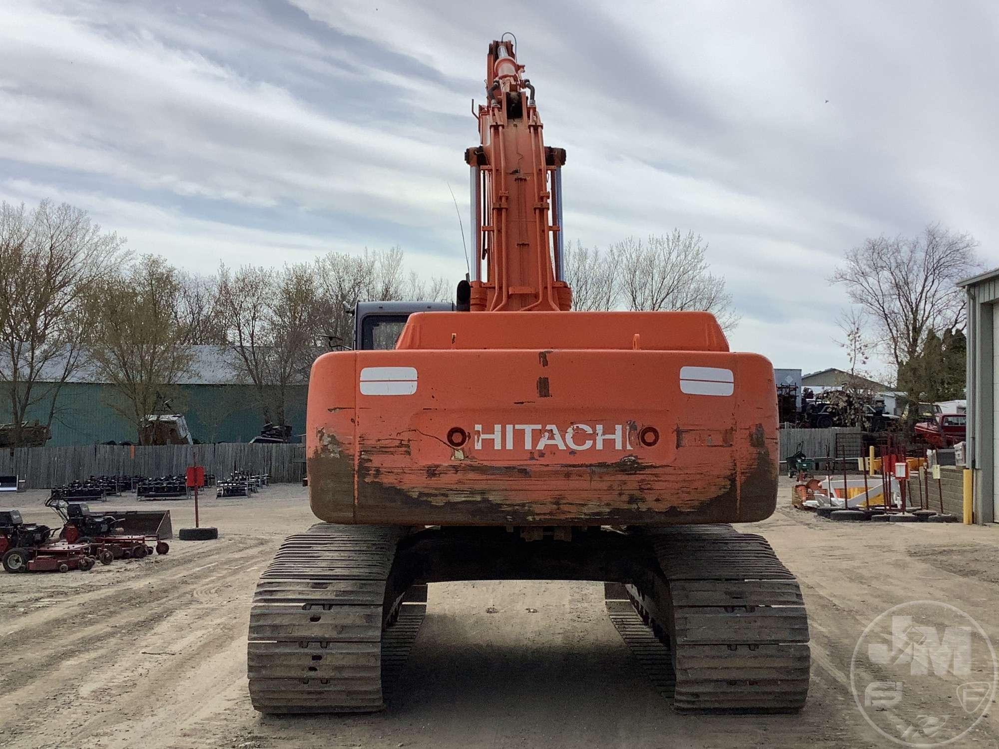 1998 HITACHI EX450LC-5 HYDRAULIC EXCAVATOR SN: 16CP007460