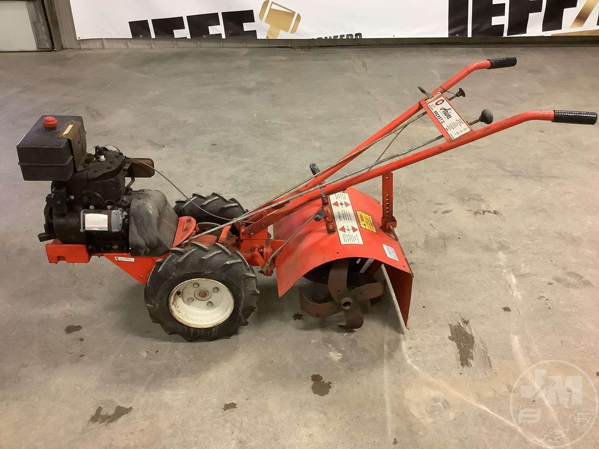 ARIENS ROCKET VII SN: 028911 WALK BEHIND TILLER