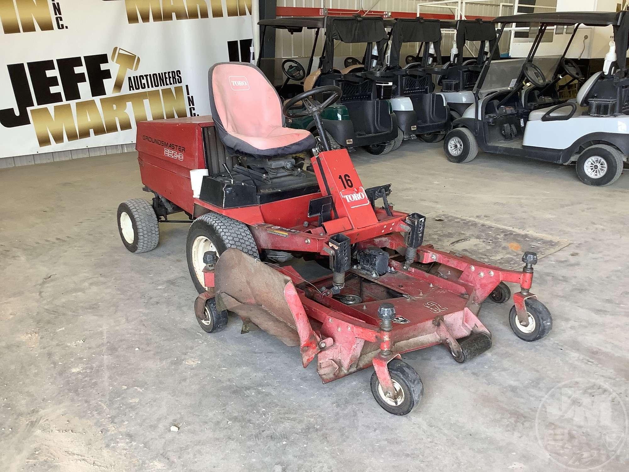 TORO GROUNDS MASTER 223-D FRONT DECK SN: 30223-90198