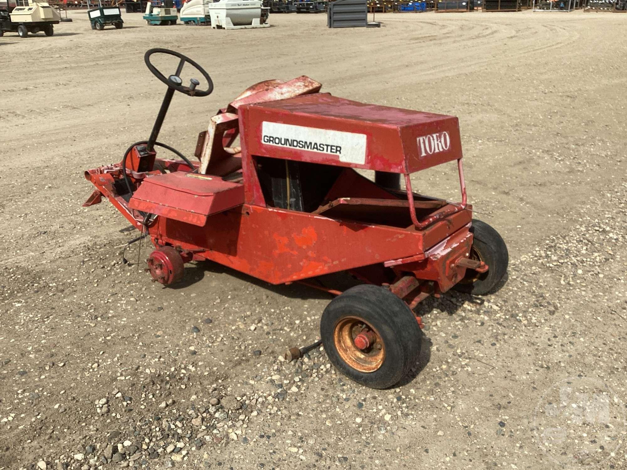 TORO GROUNDSMASTER 72 FRONT DECK MOWER