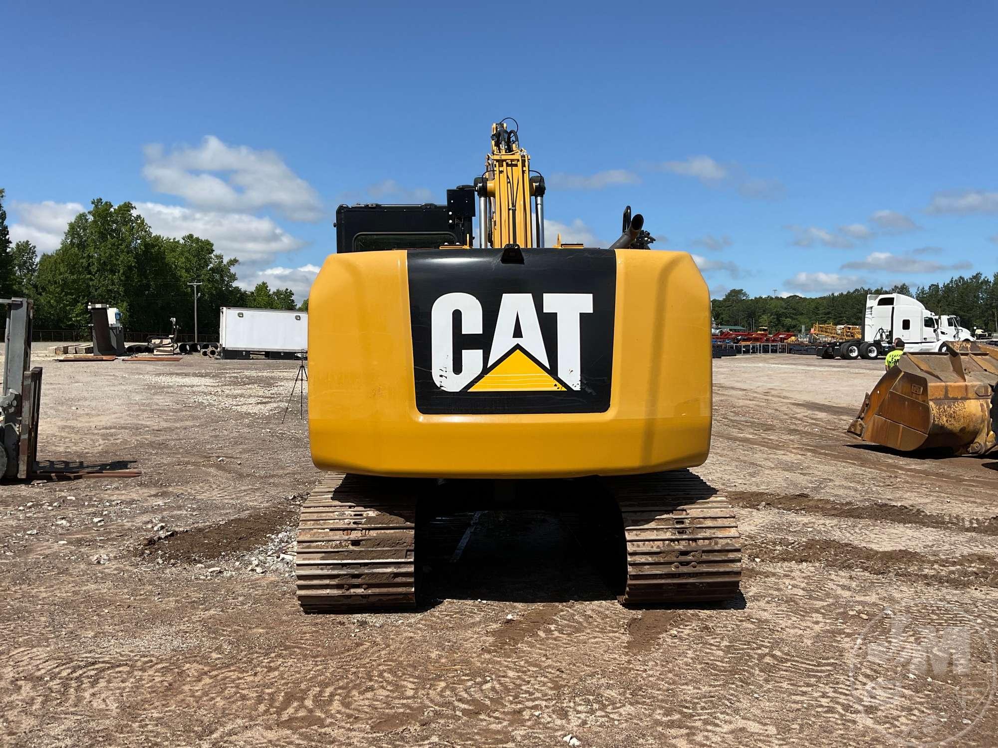 2020 CATERPILLAR 313F HYDRAULIC EXCAVATOR SN: DJE10812