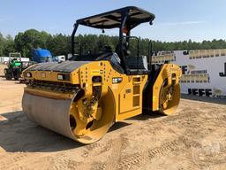 2019 CATERPILLAR CB13 TANDEM VIBRATORY ROLLER SN: CAT0CB13TPWP00214