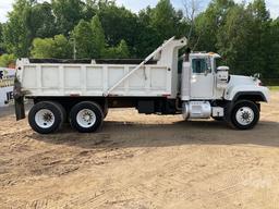 1998 MACK RD690S TANDEM AXLE DUMP TRUCK VIN: 1M2P264C1WM026412