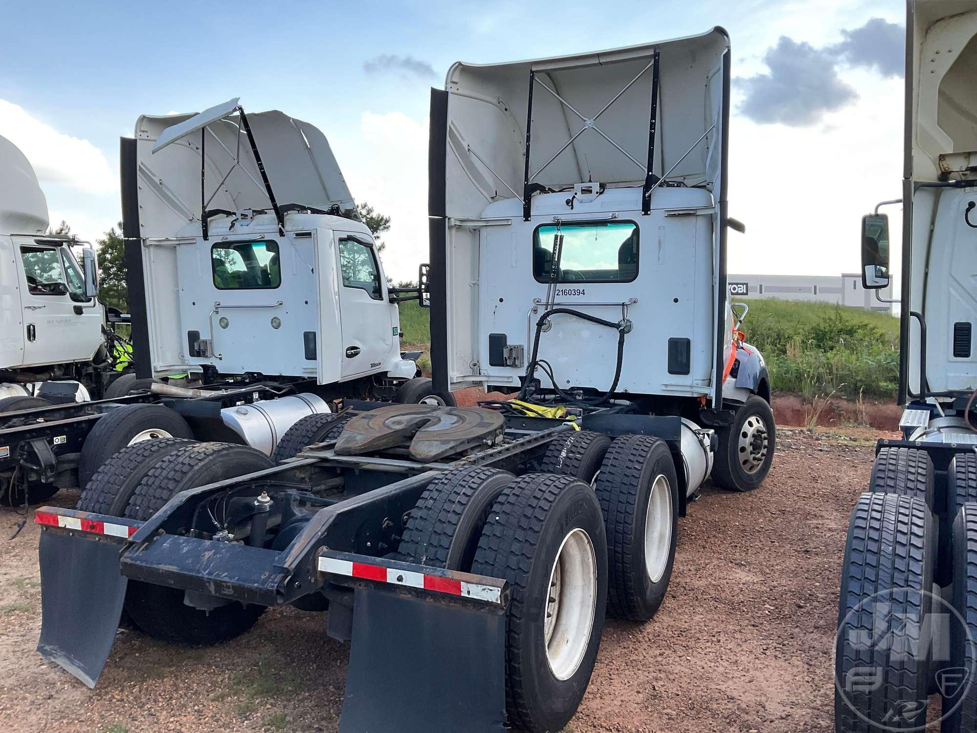 2016 KENWORTH T680 T/A DAY CAB TRUCK TRACTOR VIN: 1XKYD49X8GJ488430