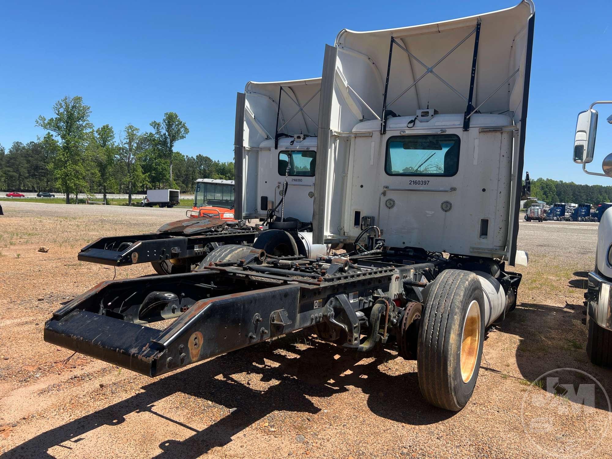 2016 KENWORTH T680 DAY CAB TRUCK TRACTOR VIN: 1XKYD49X3GJ488433