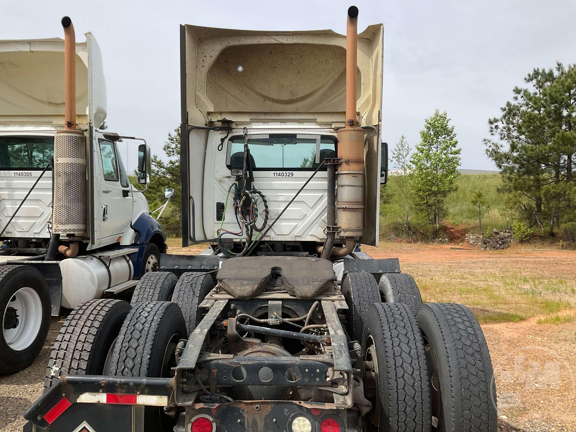 2014 INTERNATIONAL LF687 T/A DAY CAB TRUCK TRACTOR  VIN: 3HSDJSJR2EN036902