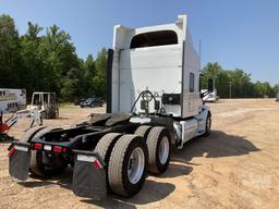 2019 PETERBILT 579 TANDEM AXLE TRUCK TRACTOR VIN: 1XPBD49X0KD630678