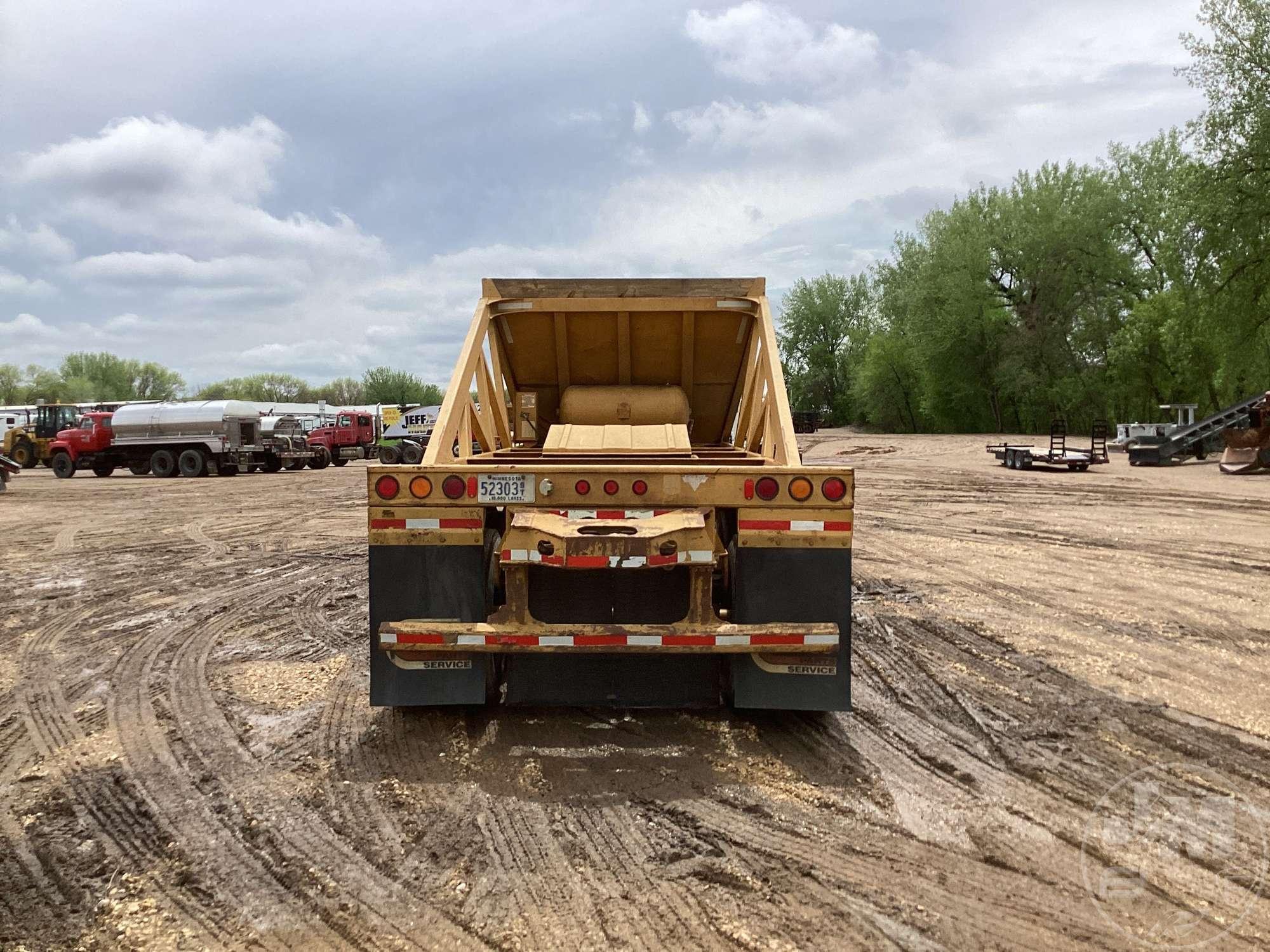 1999 RANCO STEEL  BELLY DUMP TRAILER VIN: 1R9BSF603XL008448