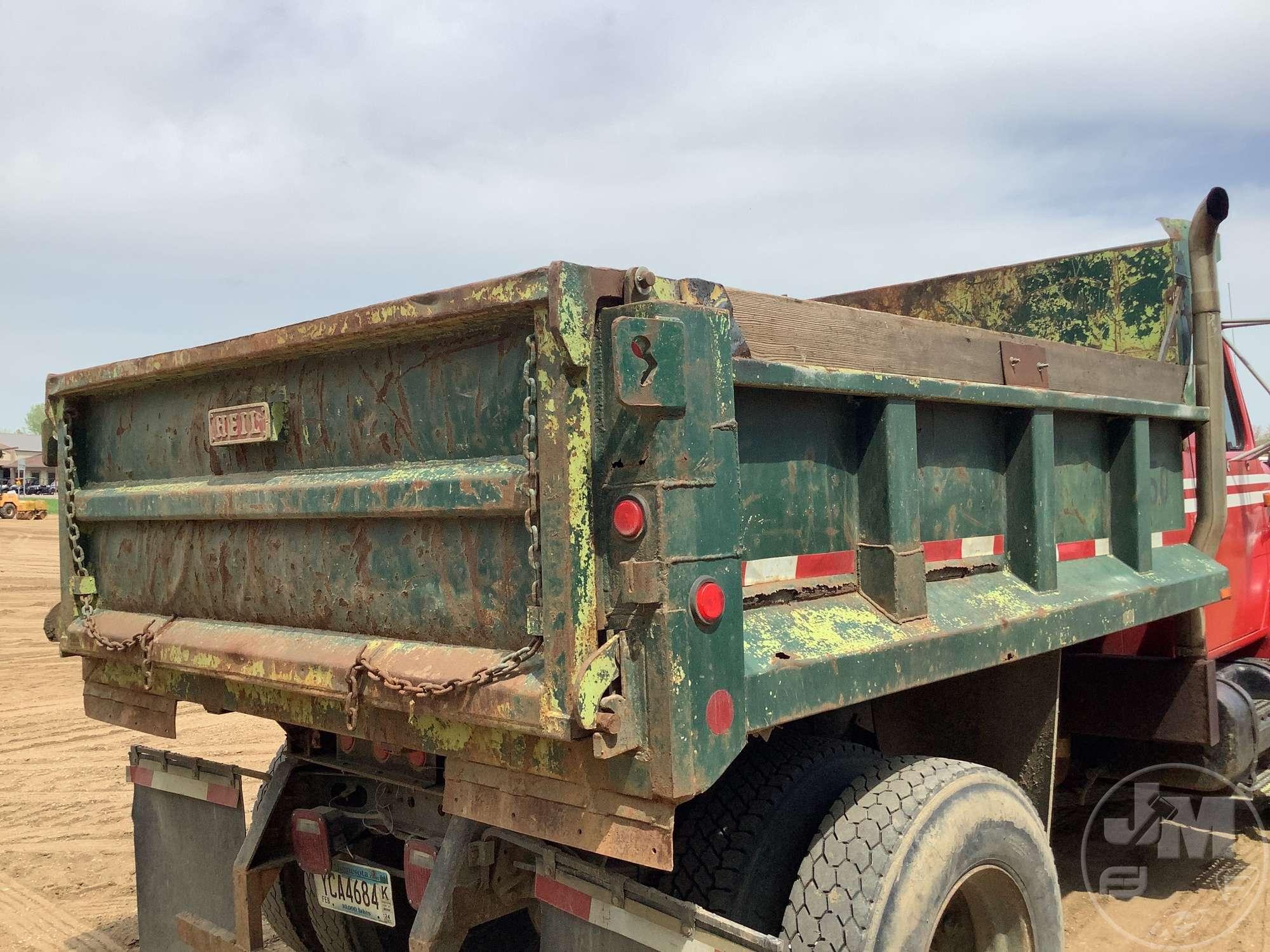 1992 INTERNATIONAL 4900 SINGLE AXLE DUMP TRUCK VIN: 1HTSDN2N5NH407245