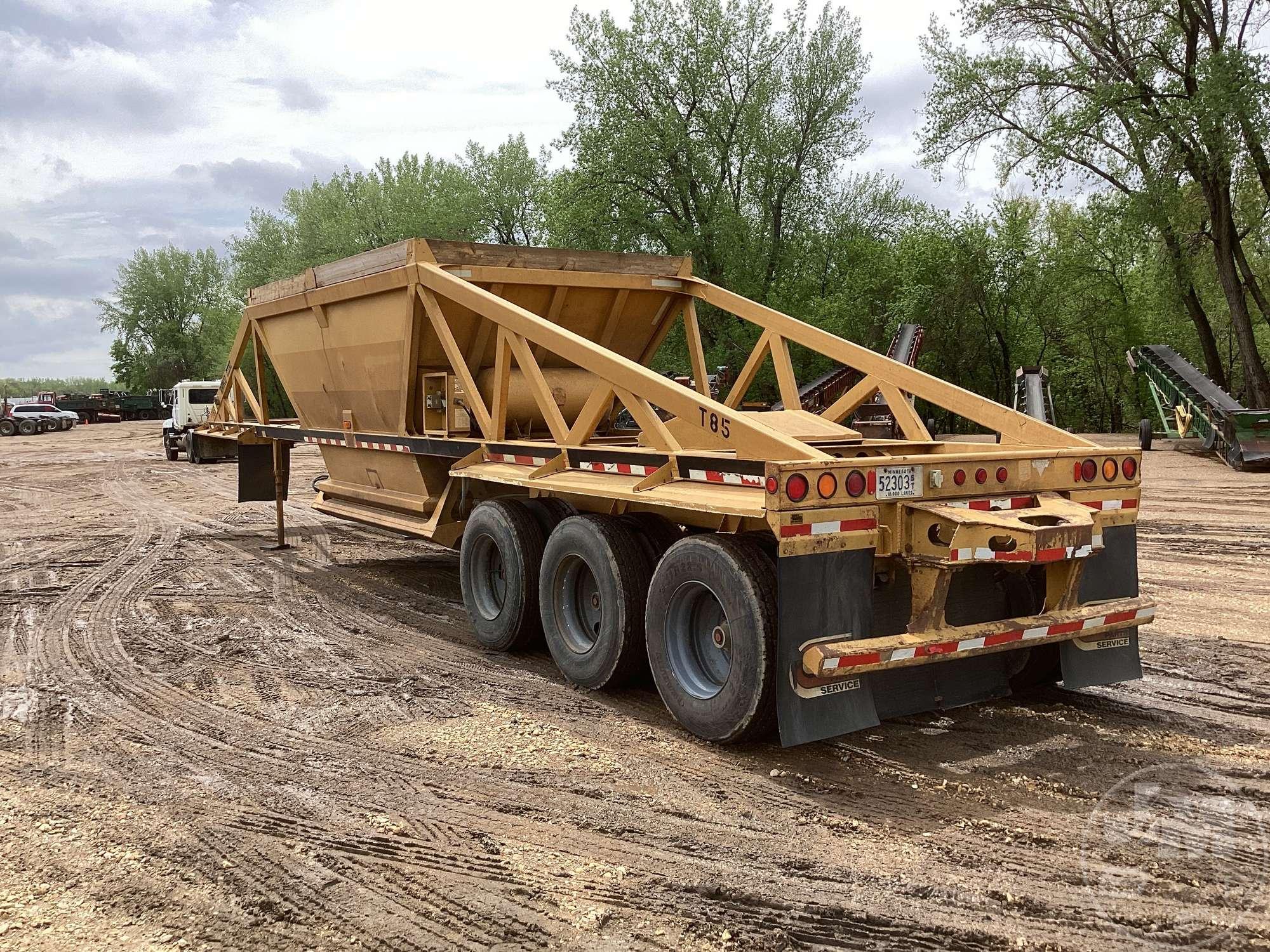 1999 RANCO STEEL  BELLY DUMP TRAILER VIN: 1R9BSF603XL008448