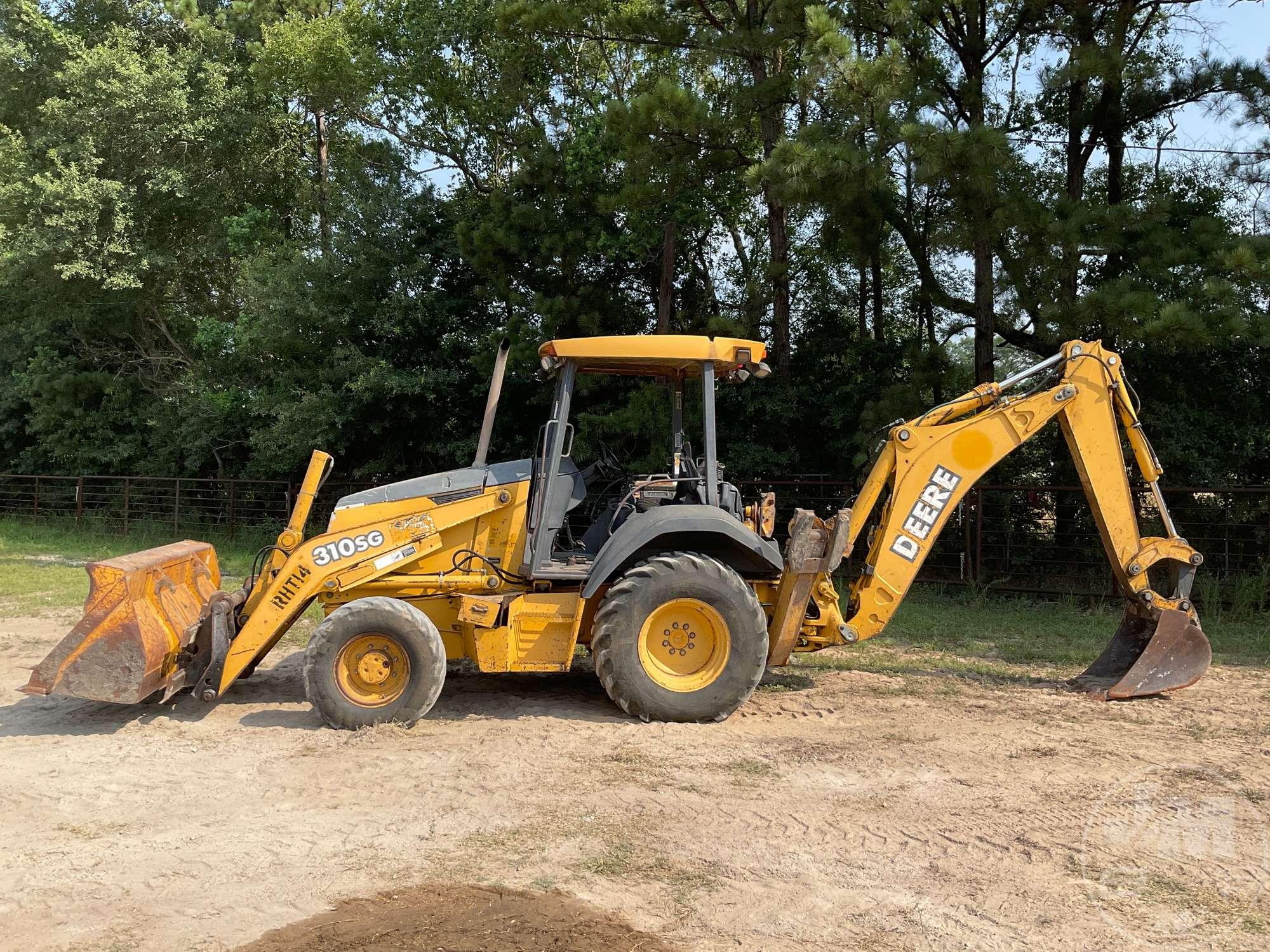 2004 DEERE 310SG 4X4 LOADER BACKHOE SN: T0310SG940401