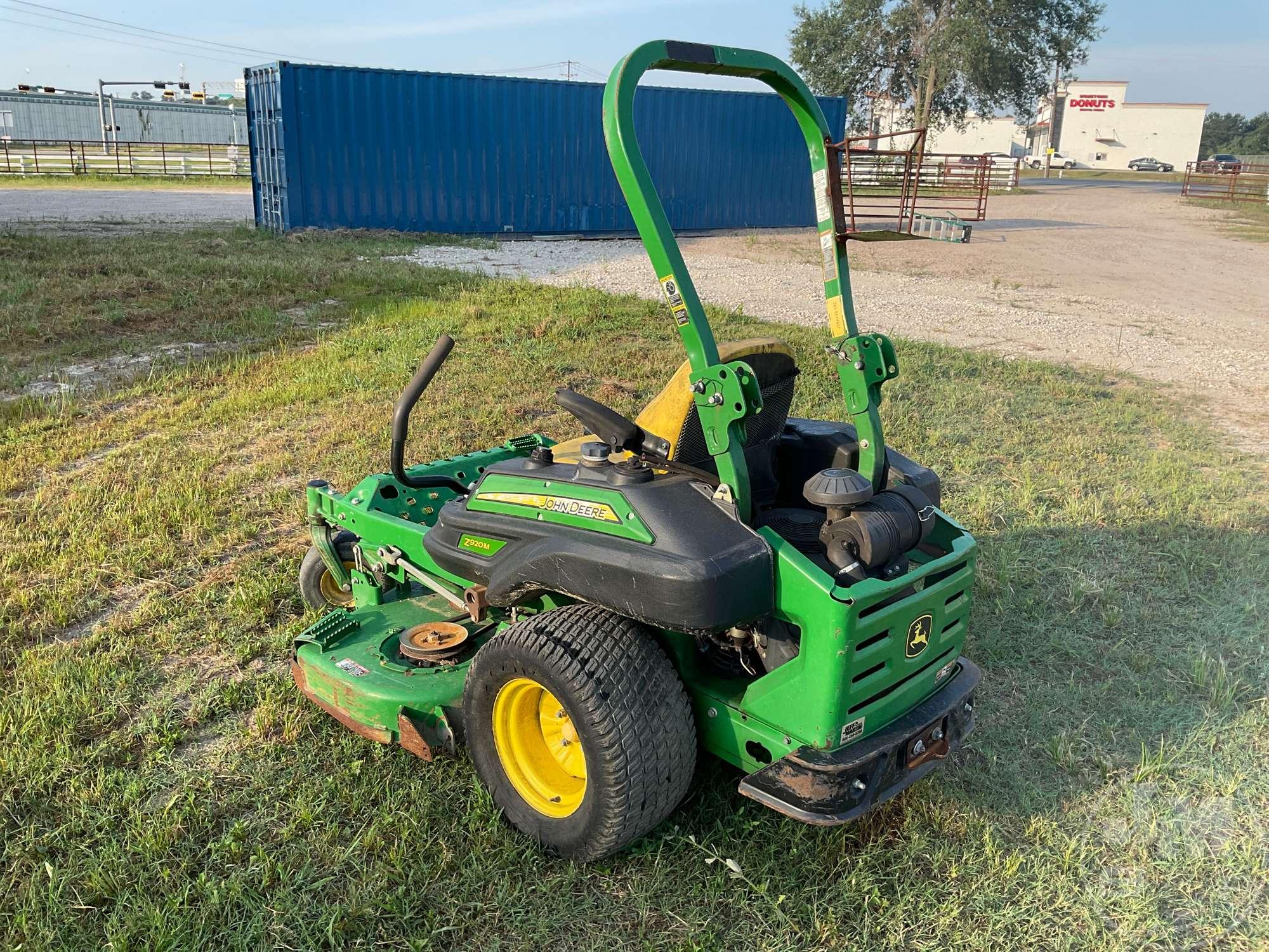 2013 JOHN DEERE Z920M  ZERO TURN SN: 1TC920MCLDT011907