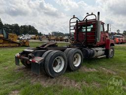 2001 MACK CH612 TANDEM AXLE DAY CAB TRUCK TRACTOR VIN: 1M1AA08Y61W022045