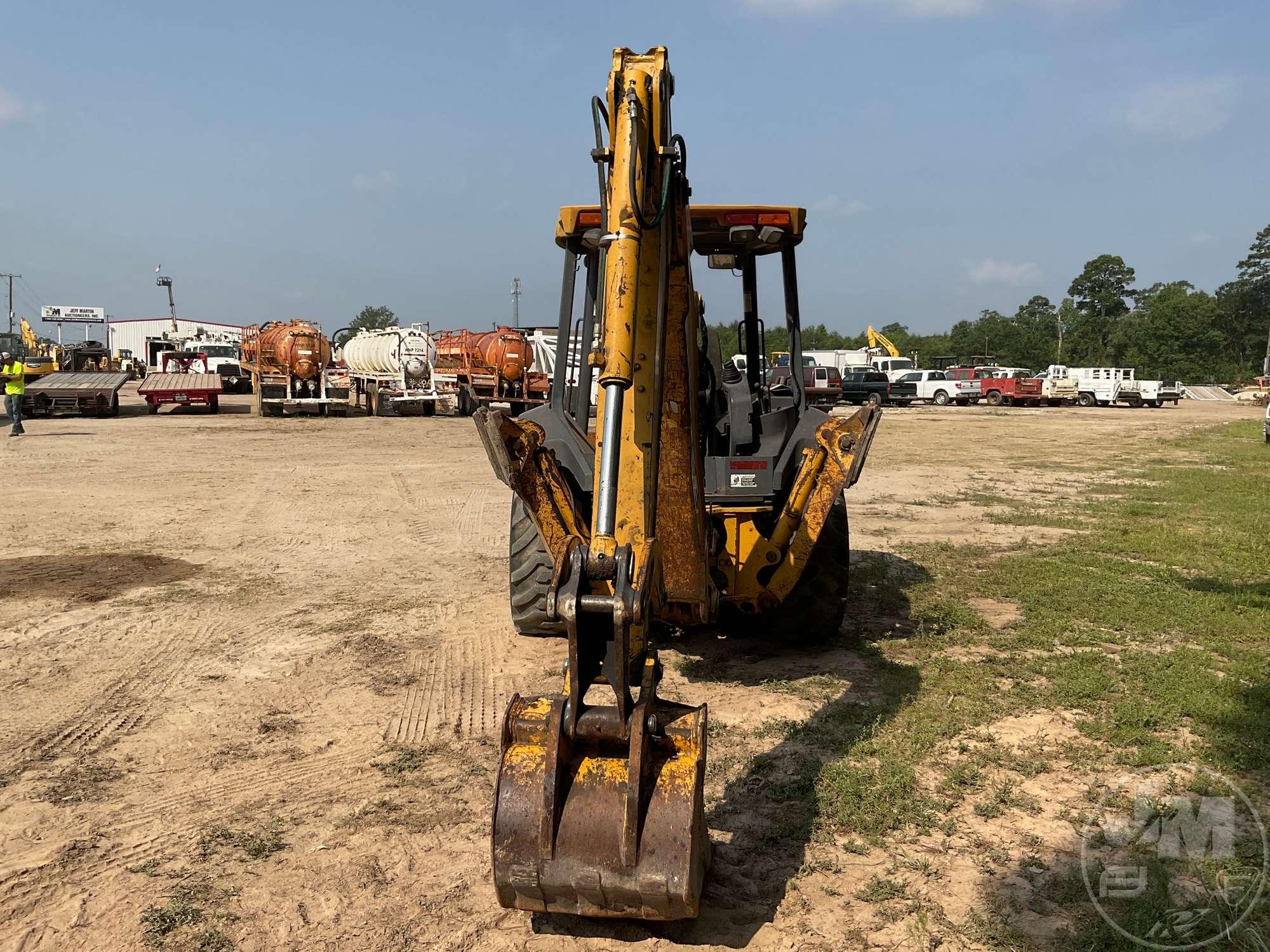 2004 DEERE 310SG 4X4 LOADER BACKHOE SN: T0310SG940401