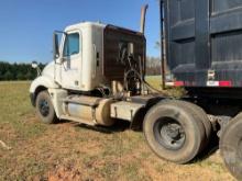 2006 FREIGHTLINER COLUMBIA CL120 TANDEM AXLE DAY CAB TRUCK TRACTOR VIN: 1FUJA6CKX6LW10487