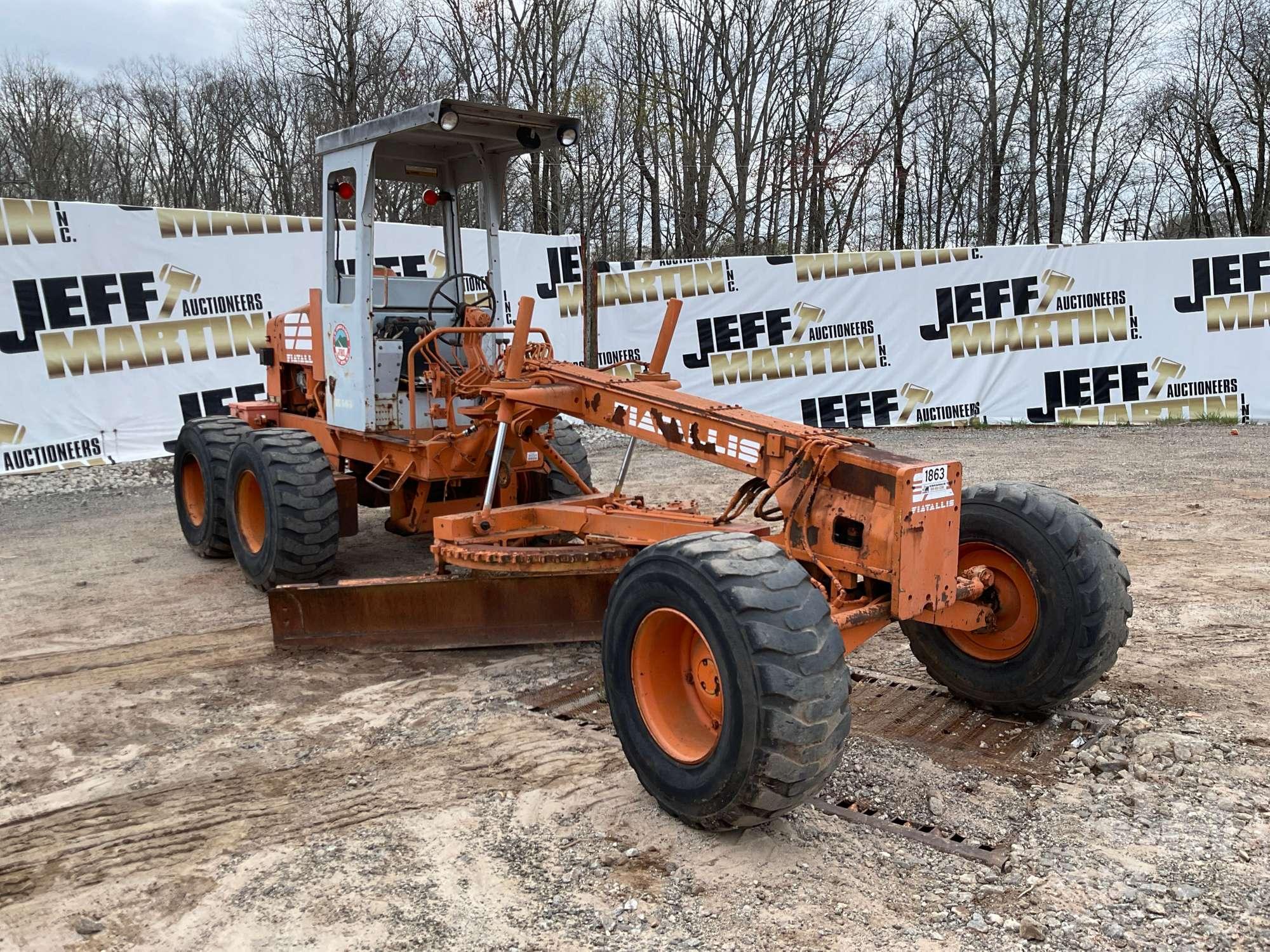 1991 FIAT-ALLIS 65B MOTORGRADER SN: 68C04323