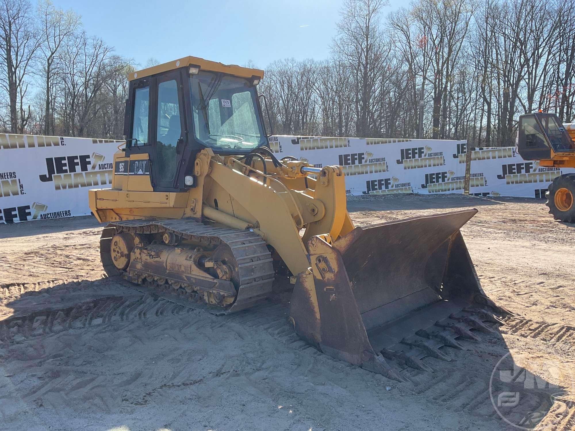 2004 CATERPILLAR 953C CRAWLER LOADER SN: CAT0953CHBBX00285