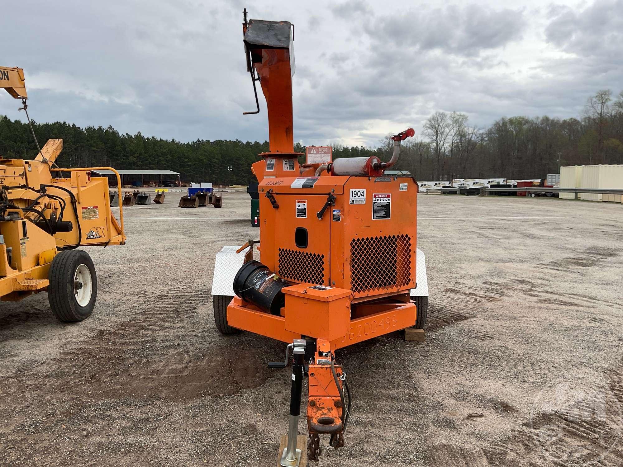 WOODCHUCK HYROLLER 1200 SN: WDH-17103113 CHIPPER