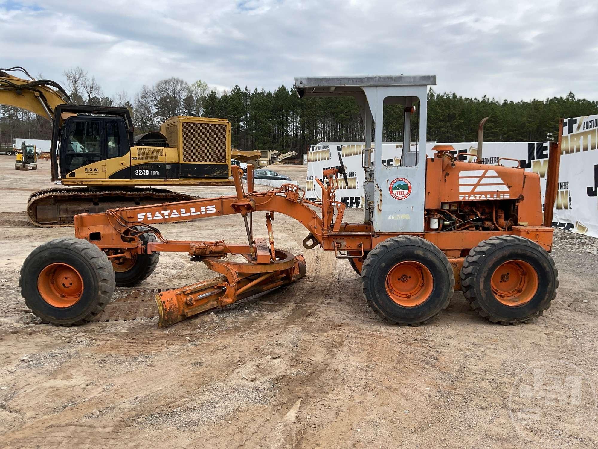 1991 FIAT-ALLIS 65B MOTORGRADER SN: 68C04323