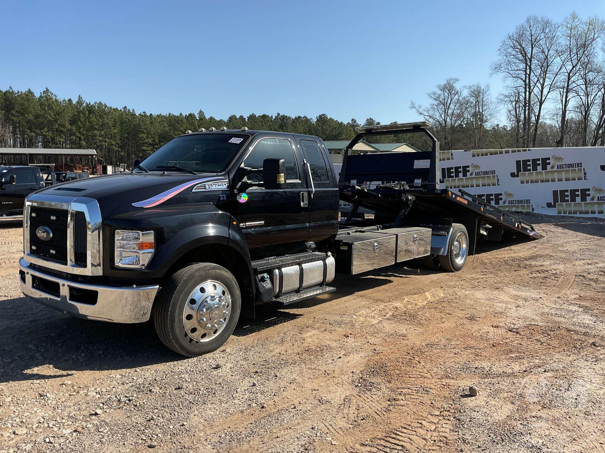 2019 FORD F-750 SINGLE AXLE ROLLBACK TRUCK VIN: 1FDWXDC7KDF12364