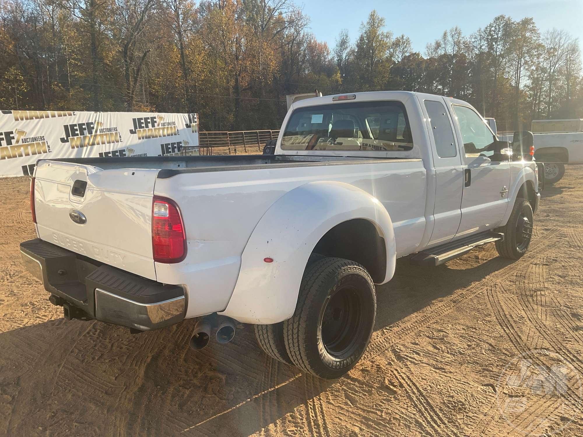 2016 FORD F-350 SUPER DUTY EXTENDED CAB 4X4 PICKUP VIN: 1FT8X3DT9GEC40276