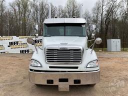 2004 FREIGHTLINER COLUMBIA TANDEM AXLE DAY CAB TRUCK TRACTOR VIN: 1FUJA6AV94LN25134