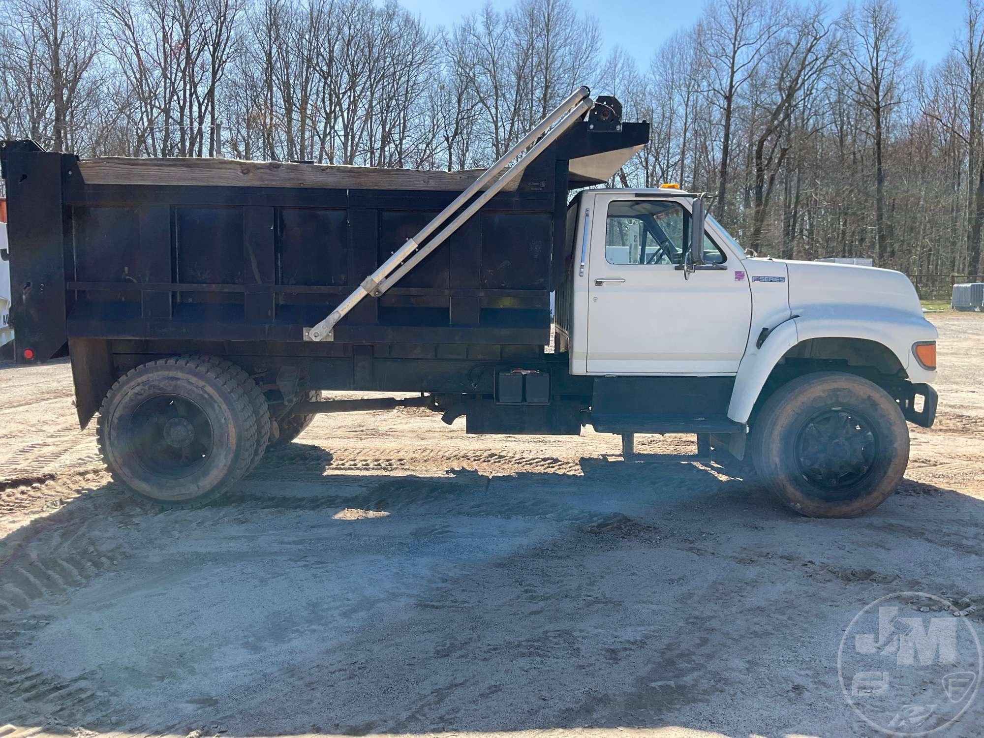 1998 FORD F-800 SINGLE AXLE DUMP TRUCK VIN: 1FDYF80E6WVA05948