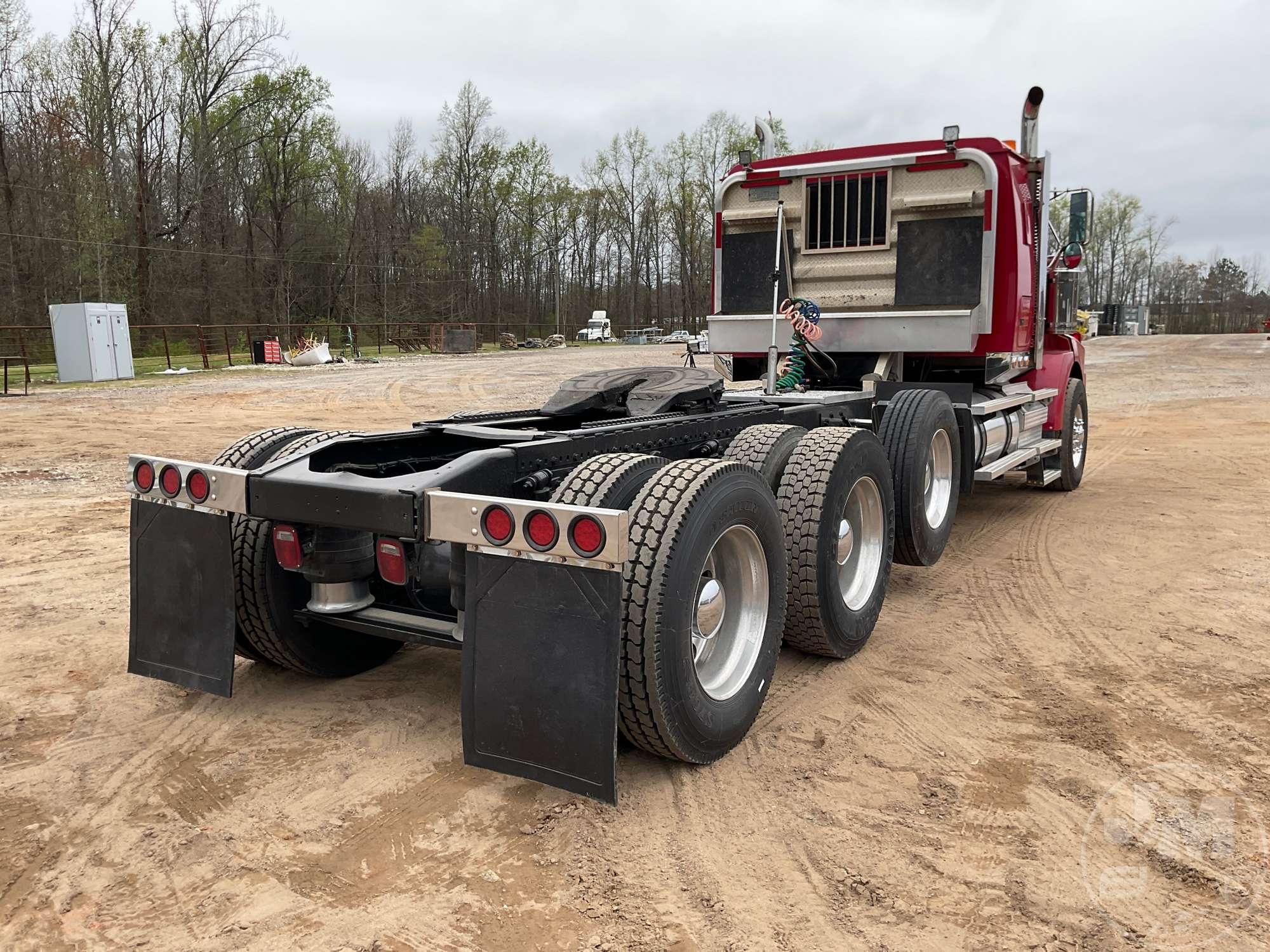 2012 WESTERN STAR 4900 TRI AXLE TRUCK TRACTOR VIN: 5KJNALDR4CPBH7984