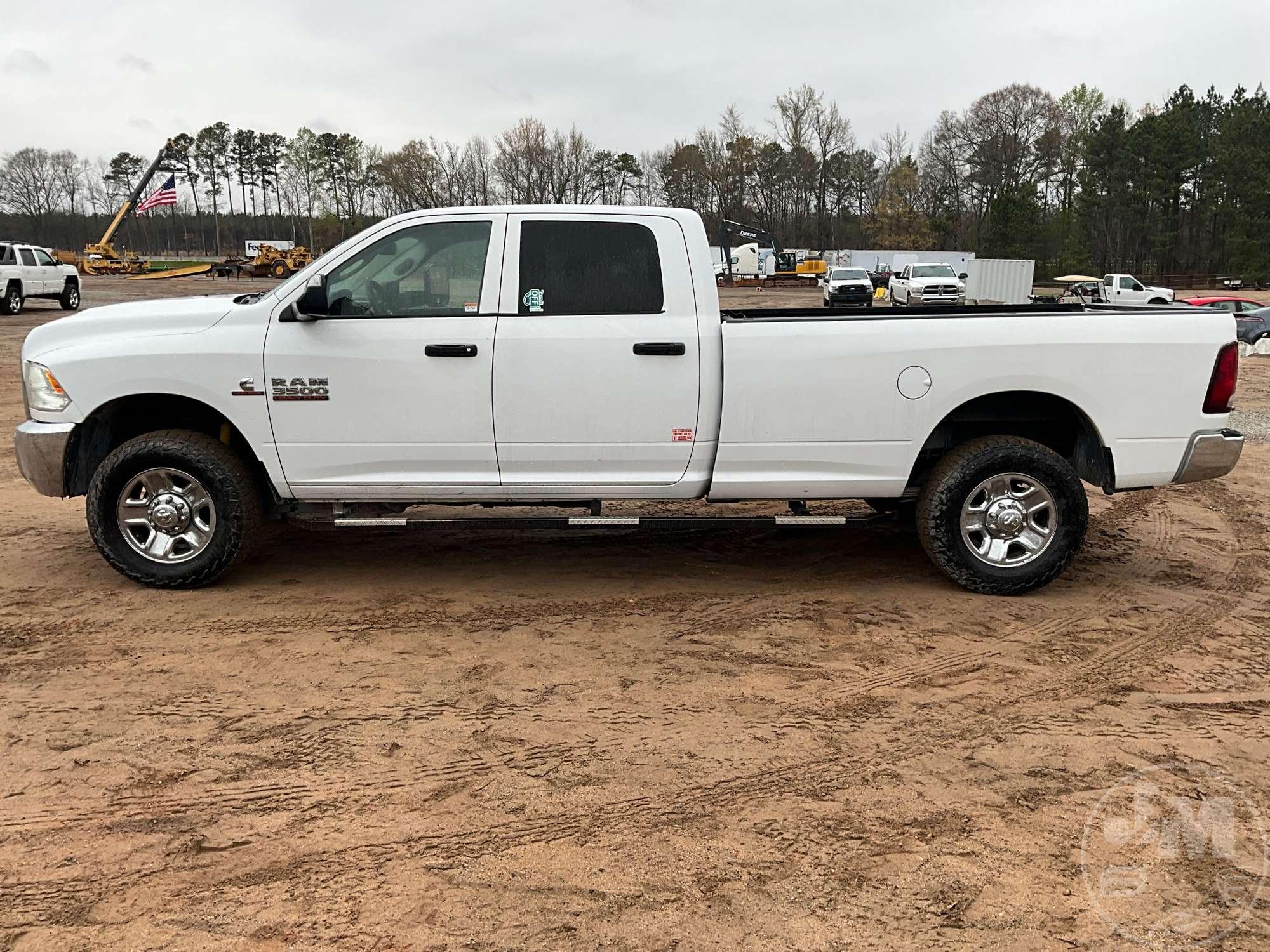 2016 RAM 3500 CREW CAB 4X4 PICKUP VIN: 3C63R3GL0GG210194