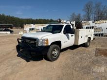 2013 CHEVROLET SILVERADO S/A MECHANICS TRUCK VIN: 1GB3KZCG4DF122663