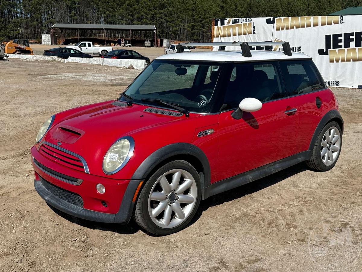 2003 MINI COOPER VIN: WMWRE33423TD61130