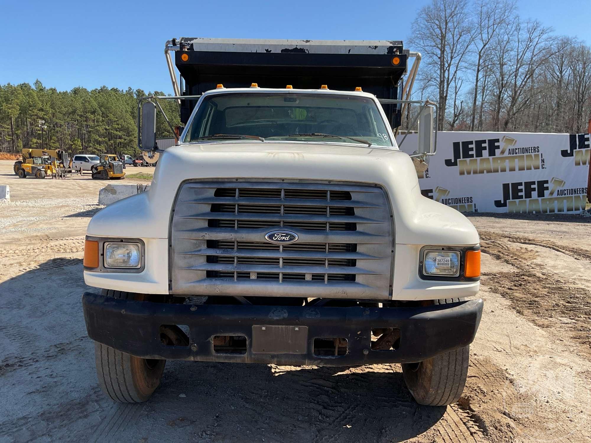 1998 FORD F-800 SINGLE AXLE DUMP TRUCK VIN: 1FDYF80E6WVA05948