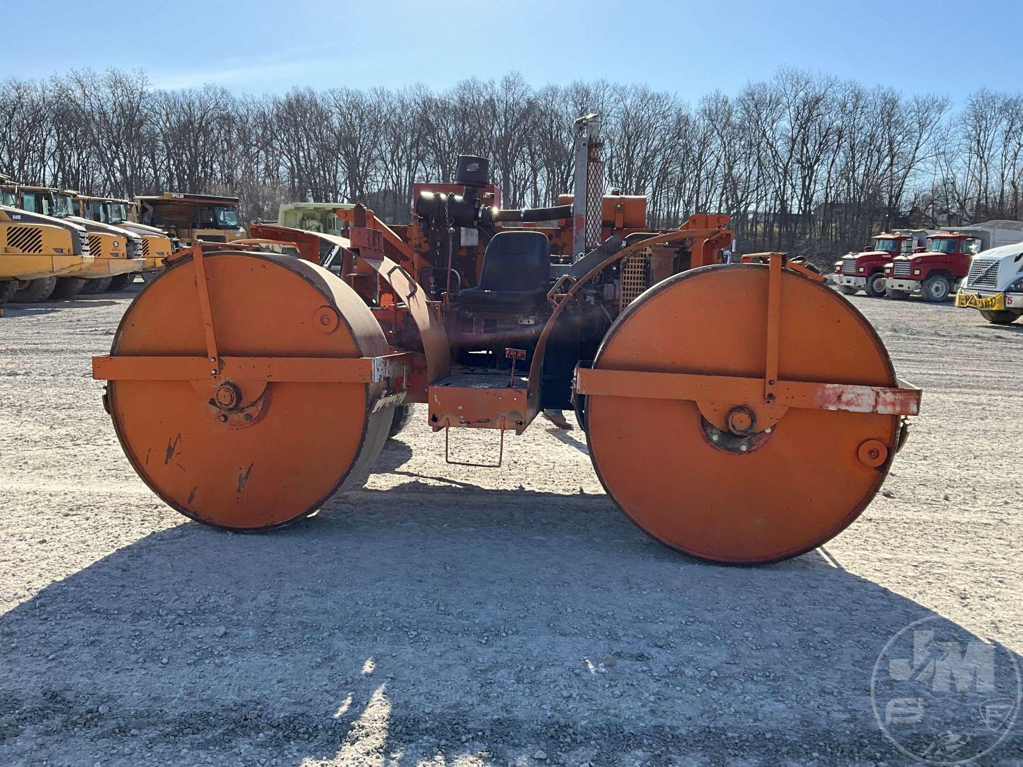 TRENCH ROLLER DOUBLE DRUM ROLLER