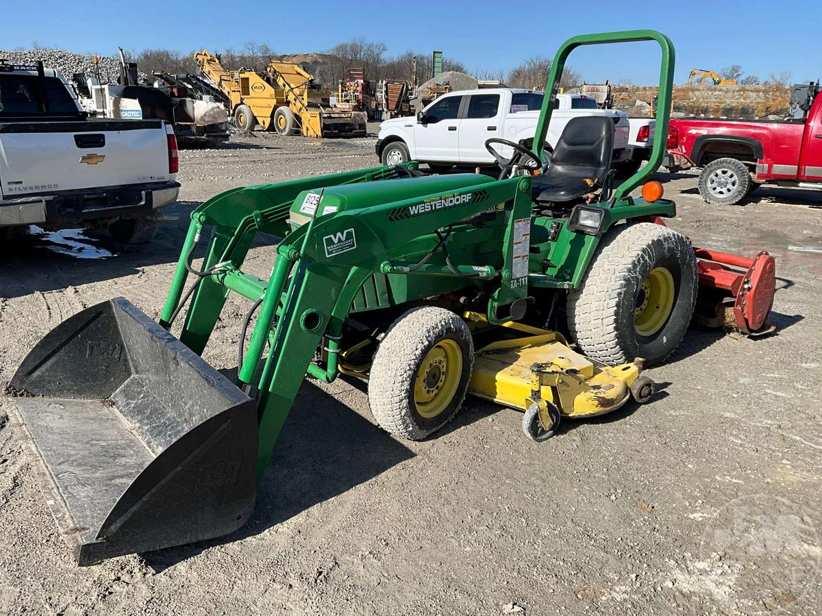 1997 JOHN DEERE 955 4X4 TRACTOR W/ LOADER SN: LV0955E202752