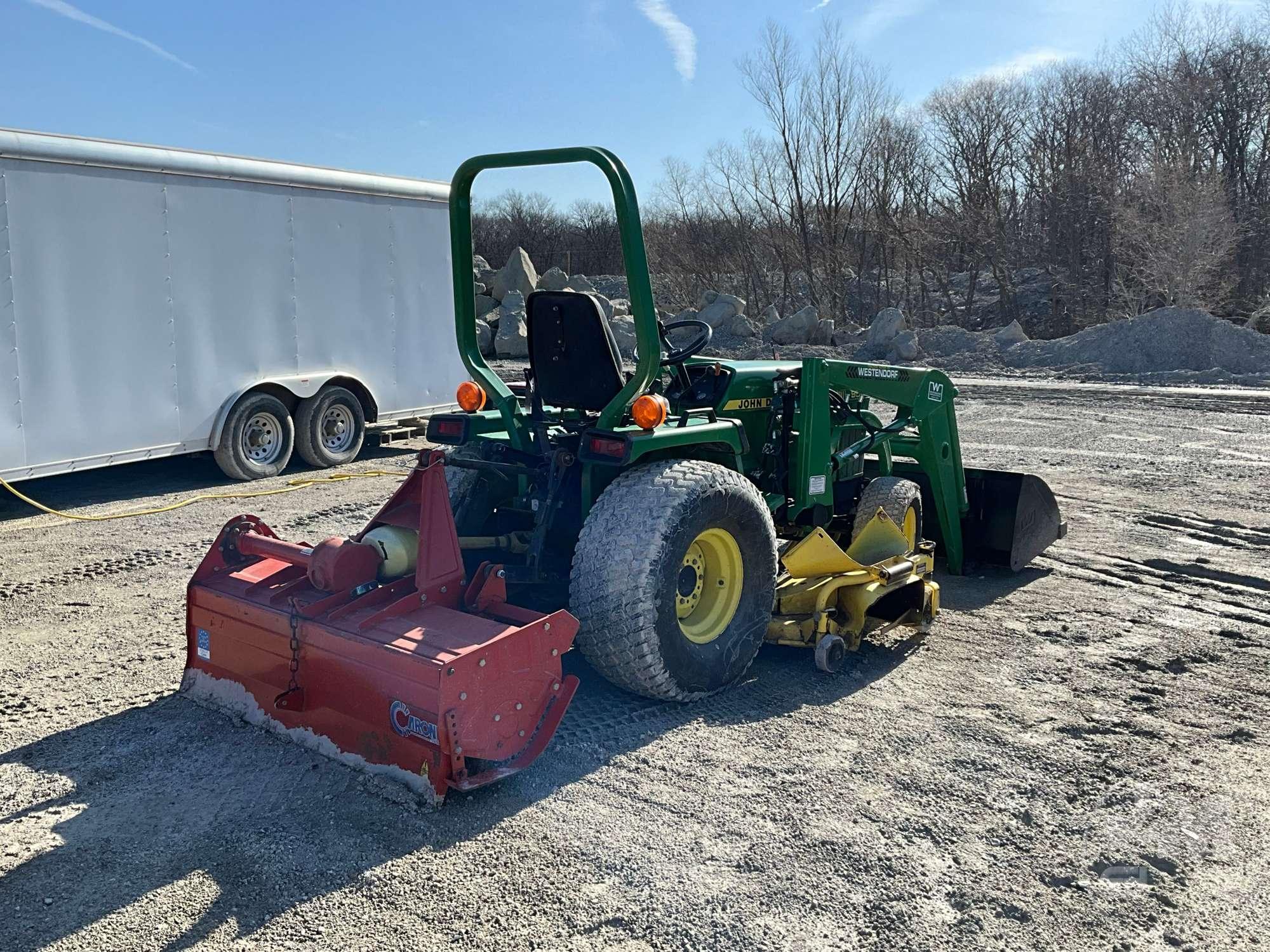 1997 JOHN DEERE 955 4X4 TRACTOR W/ LOADER SN: LV0955E202752