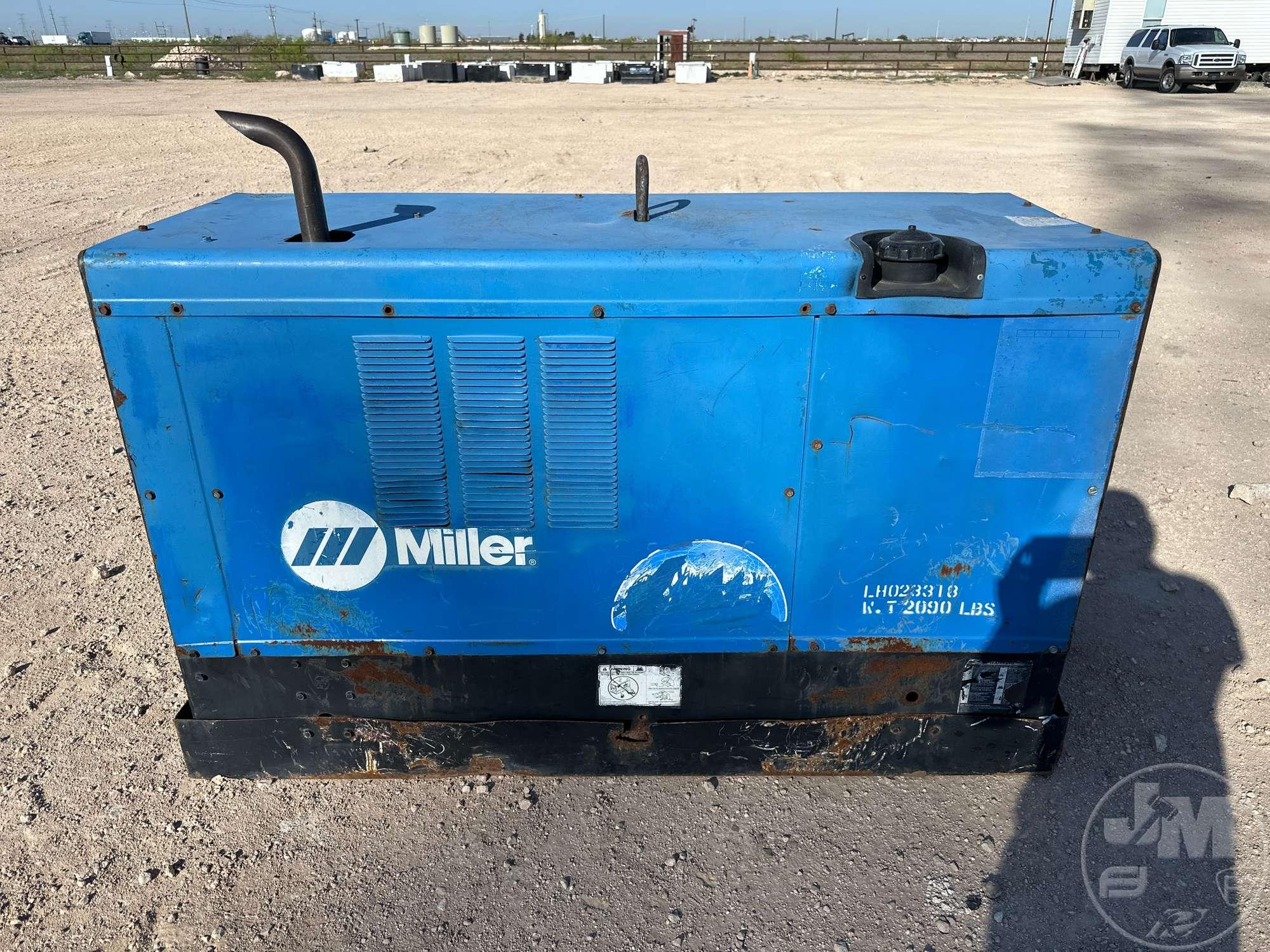 MILLER BIG BLUE AIR PAK SKID MOUNTED WELDER SN: LH023318