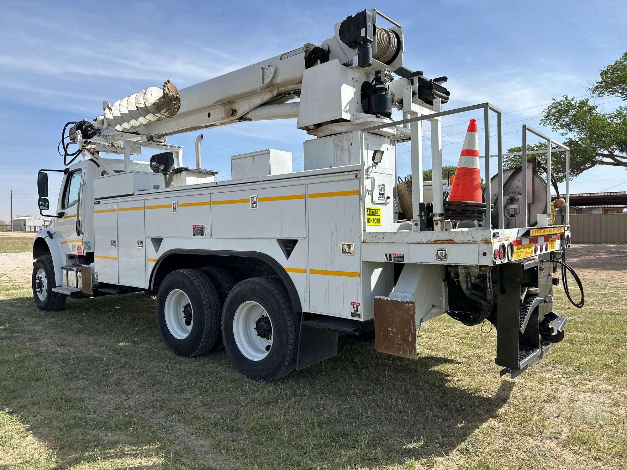 2017 FREIGHTLINER M2 T/A DIGGER DERRICK TRUCK VIN: 3ALHCYCY2HDJA9945