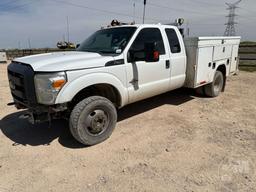 2015 FORD F-350 SUPER DUTY EXTENDED CAB 4X4 DUALLY MECHANICS TRUCK VIN: 1FD8X3HT8FEB69088