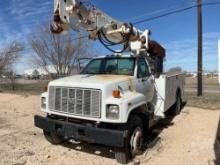 2000 GMC C7 S/A DIGGER DERRICK TRUCK VIN: 1GDM7H1C8YJ516953