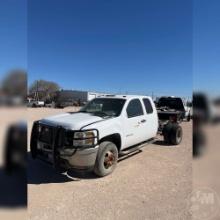 2011 CHEVROLET SILVERADO VIN: 1GB5CZCL1BZ221262 EXTENDED CAB DUALLY