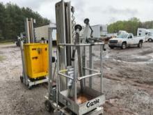 GENIE PLC 30DC SN: 1485-10273-S PERSONNEL LIFT