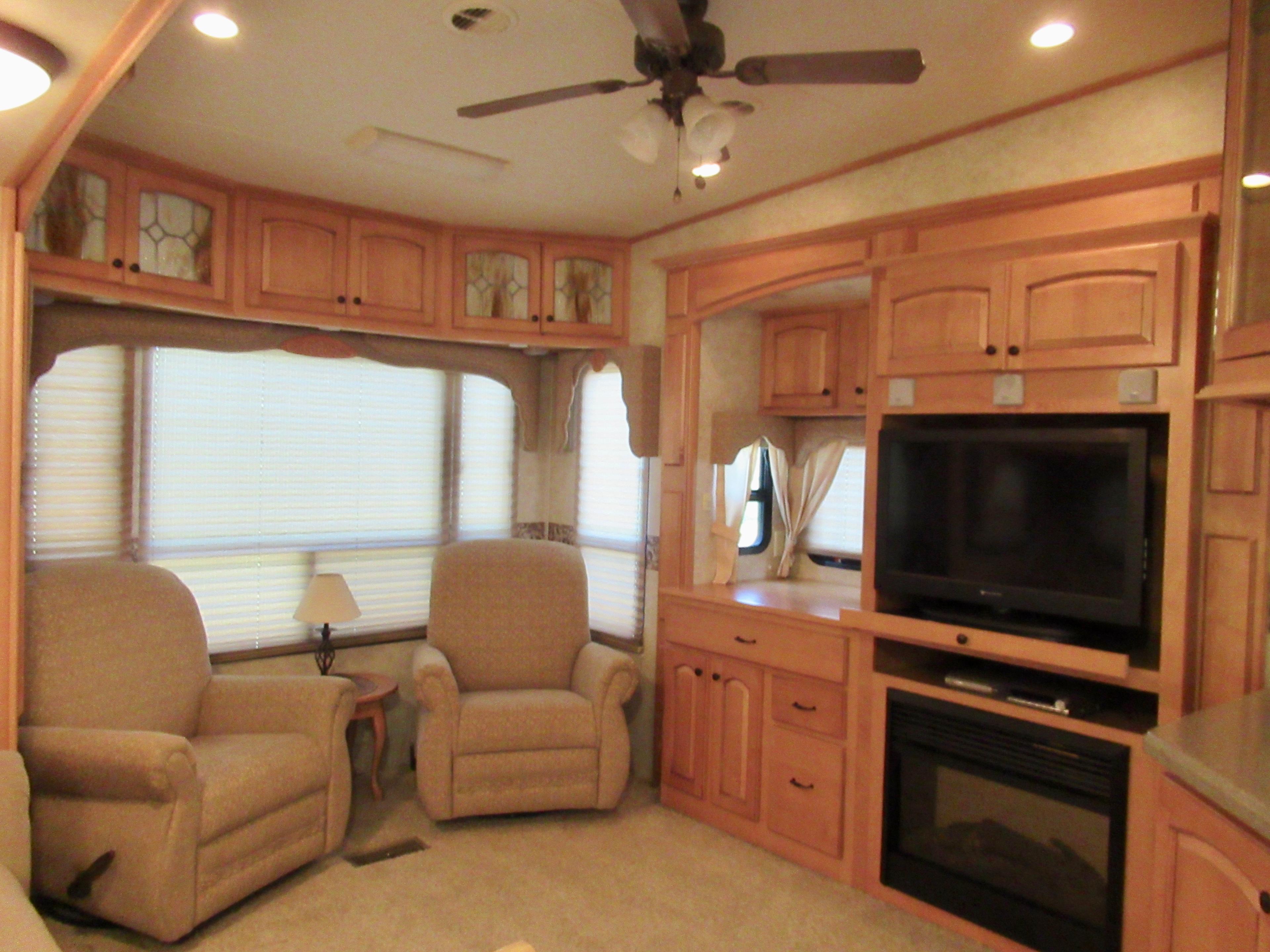 2006 Keystone Cambridge 358 LS 39' 5th wheel Camper