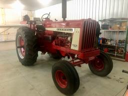 1966 Farmal 806 2wd Tractor