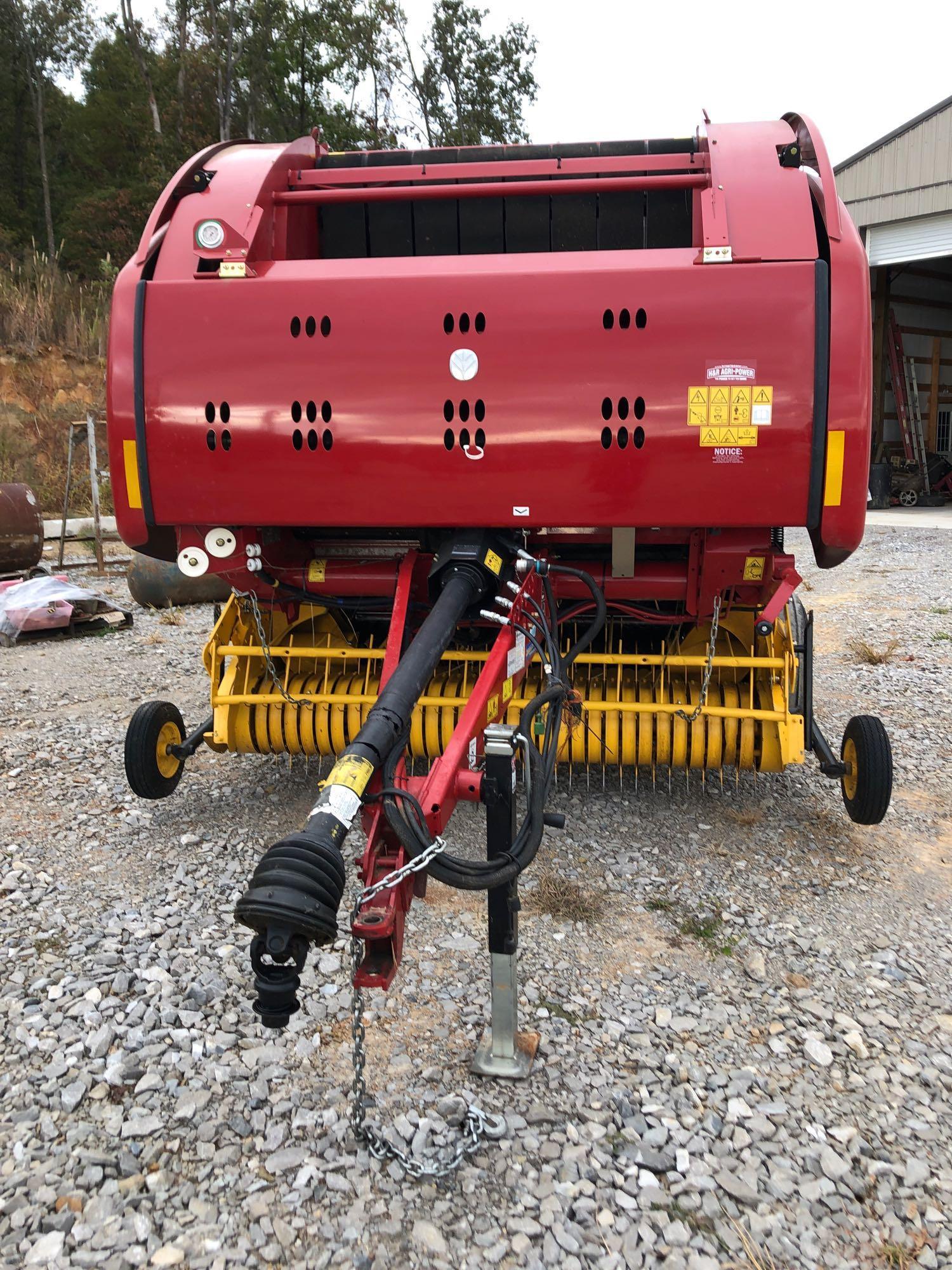 New Holland Round Baler