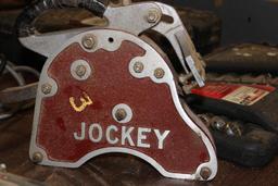 Jockey Ginder