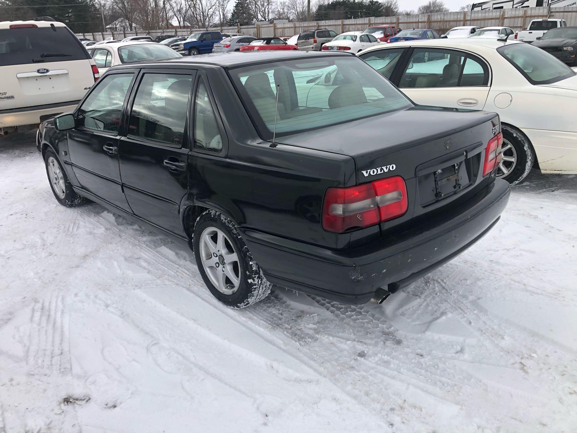 2000 Volvo S70 Passenger Car, VIN # YV1LS61J8Y2657351