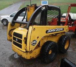 John Deere 240 Series II Skid Steer