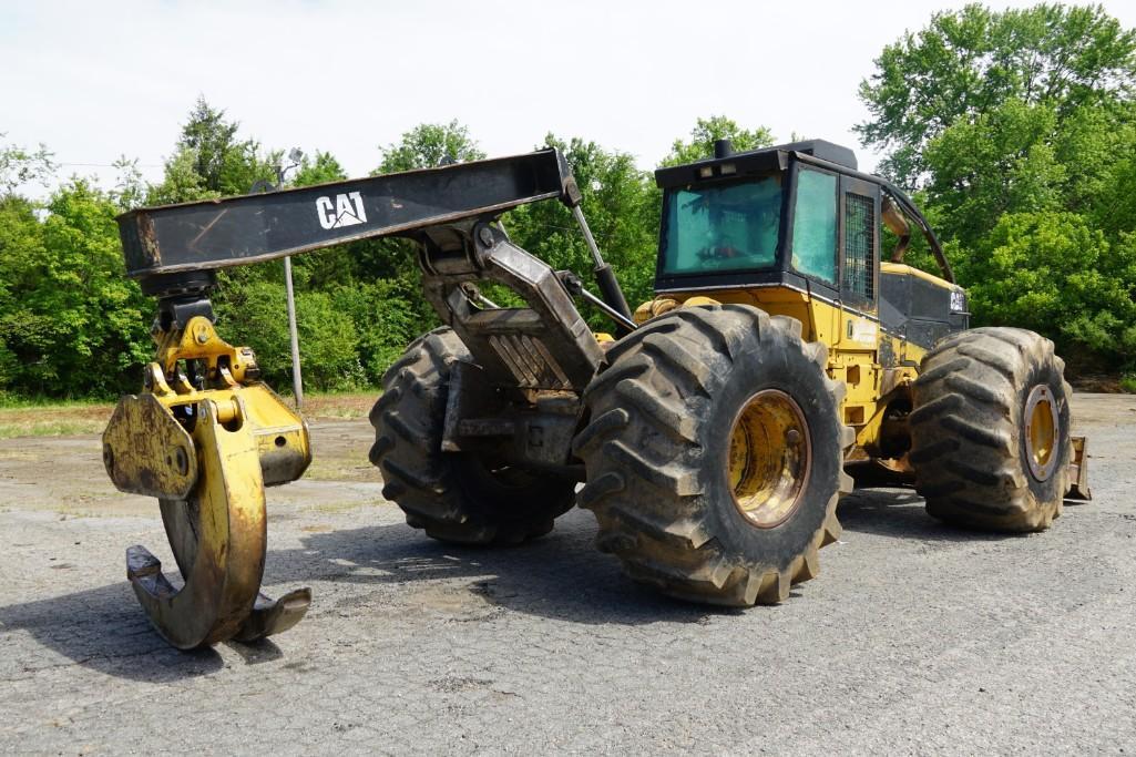 Cat 545 Grapple Skidder