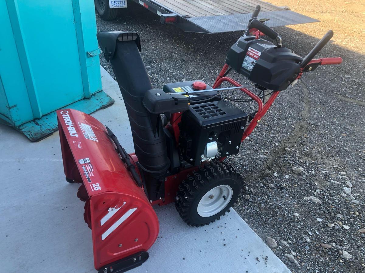 Troy Built Storm 2840 Snow Blower