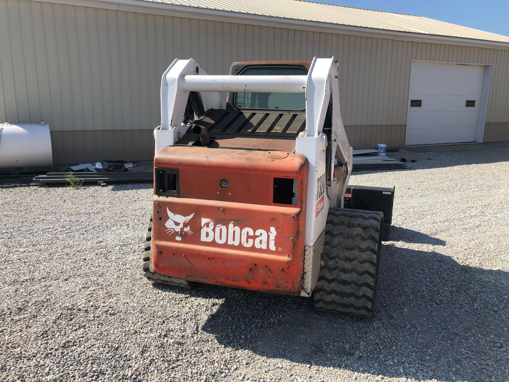 2009 Bobcat T320 Skid Loader